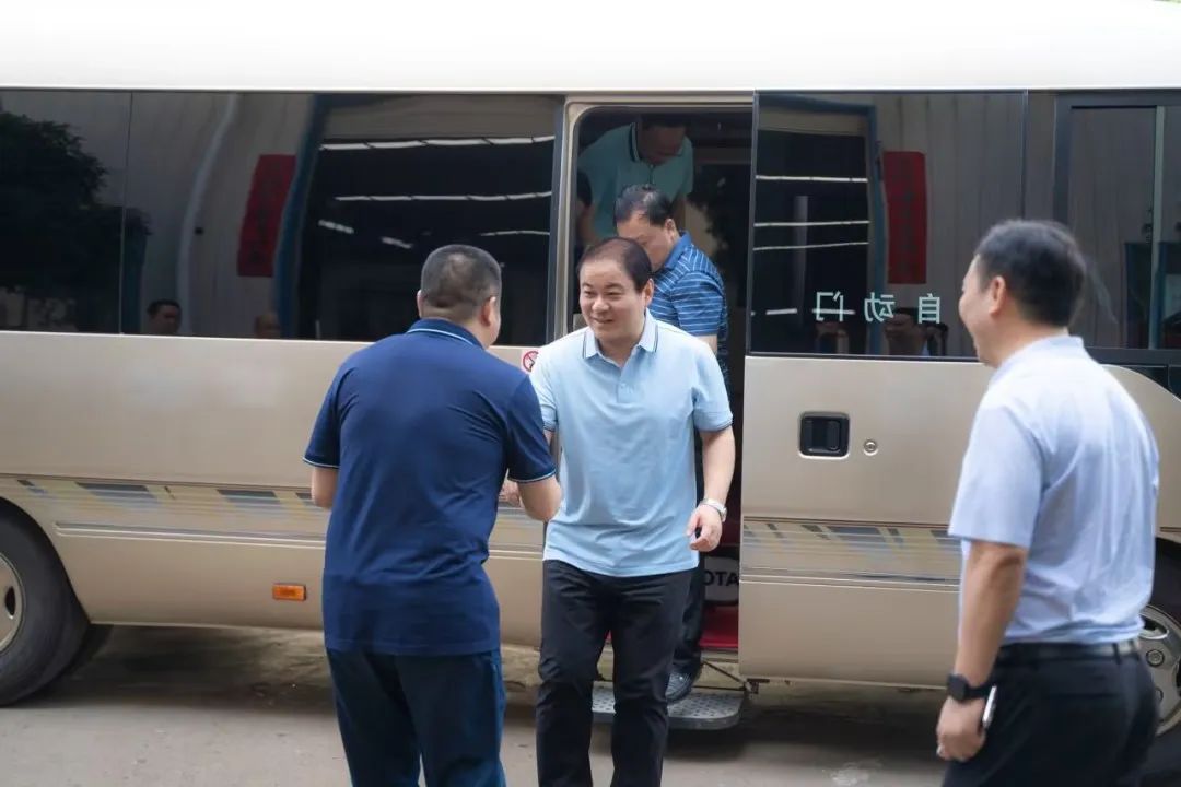 衡陽市委副書記、市長朱健一行赴朝陽集團進行考察